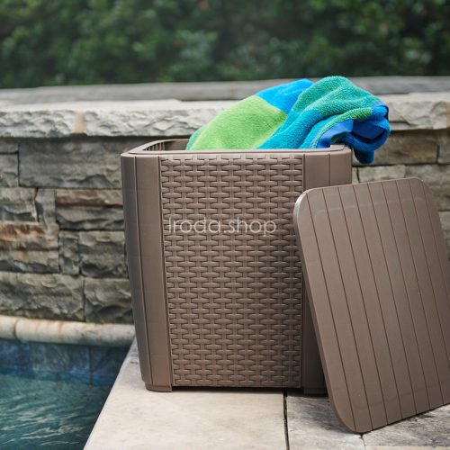 Luzon műanyag kerti asztal