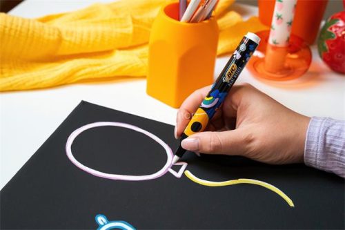 Dekormarker csomag, 1,5 - 2,3 mm, BIC "Paint marker", fehér