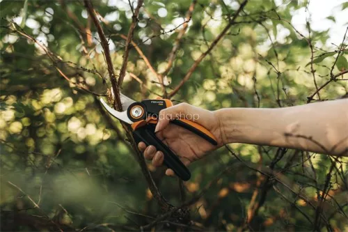 Metszőolló, mellévágó, FISKARS "PowerGear P921 M"