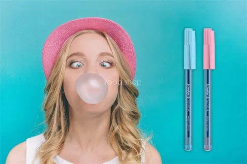 Golyóstoll, 0,5 mm, kupakos, SCHNEIDER "Tops 505 M Bubble Gum" kék, limitált kiadás